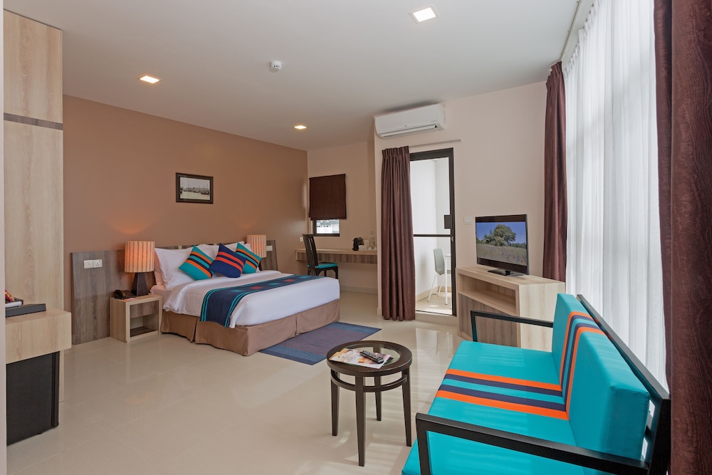Champa Central Hotel 28/60