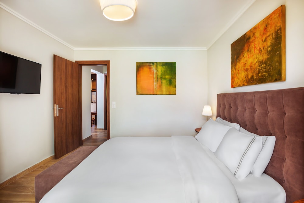 Sunny Villas And Spa 17/50