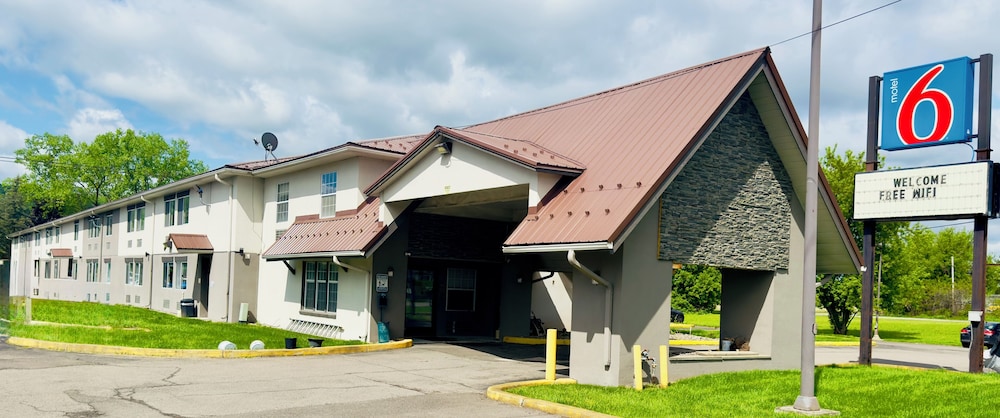 Motel6 McGraw, NY - Cortland in McGraw - NY