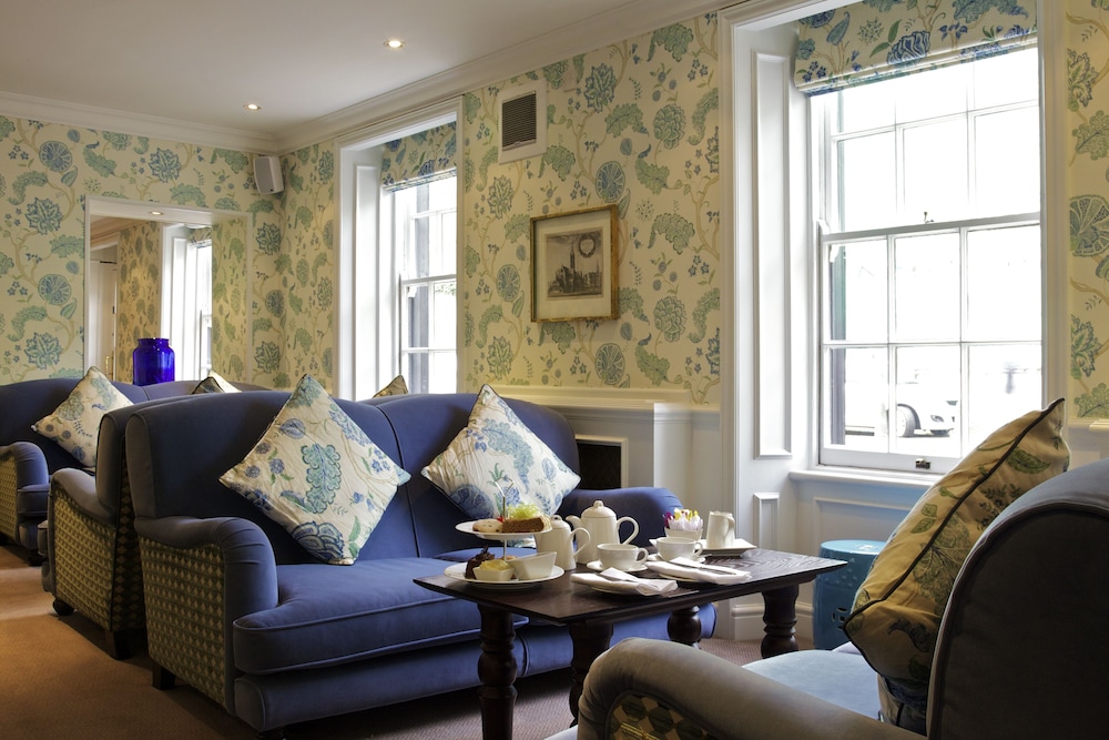Mercure Salisbury White Hart Hotel 38/71