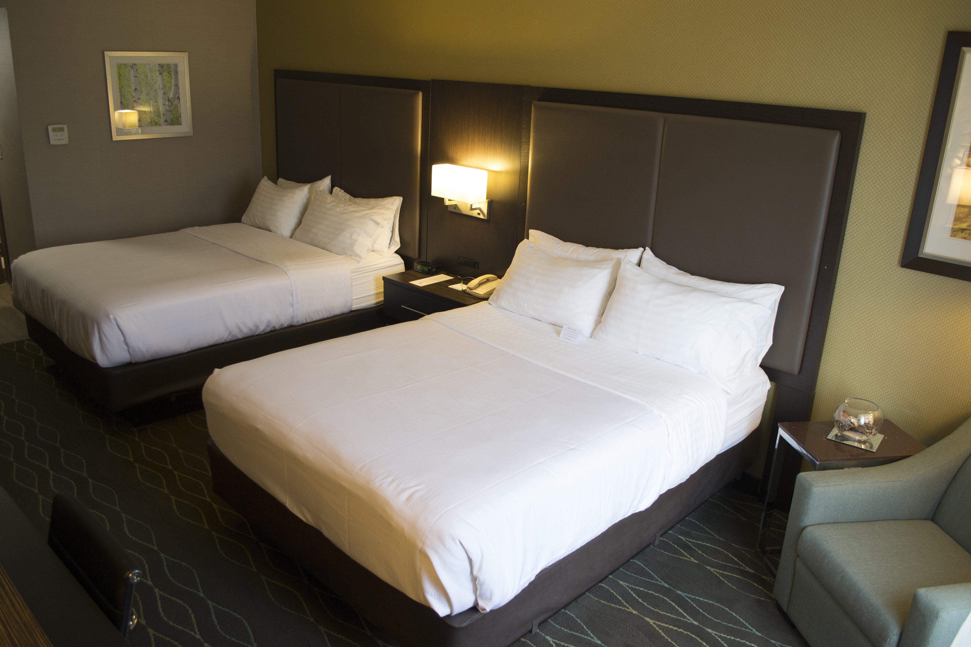HOLIDAY INN SUDBURY 15/58