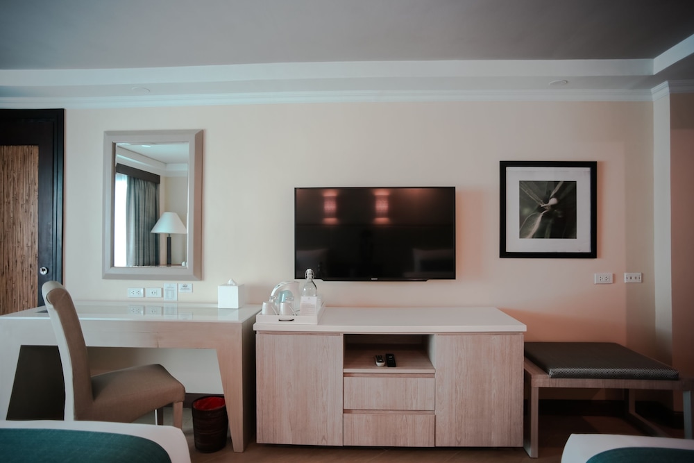 Boracay Mandarin Island Hotel 42/67