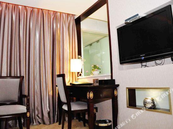 Success Hotel 34/37