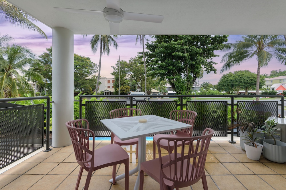 Marina Terraces 35/50