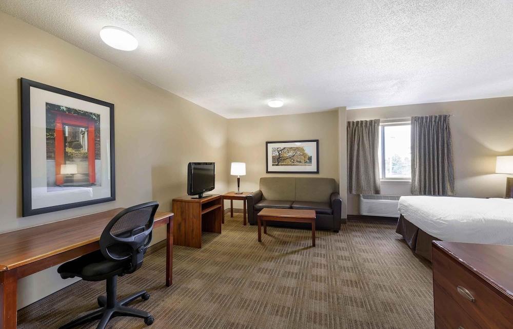 Extended Stay America - Cleveland - Great Northern Mall 40/54