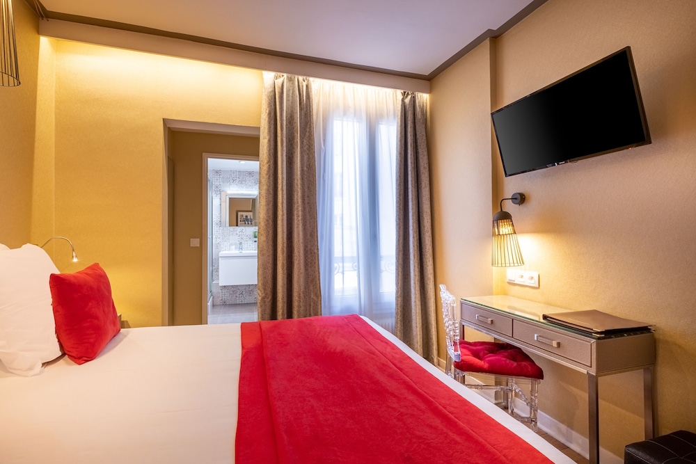 Hotel Eiffel Segur 35/69