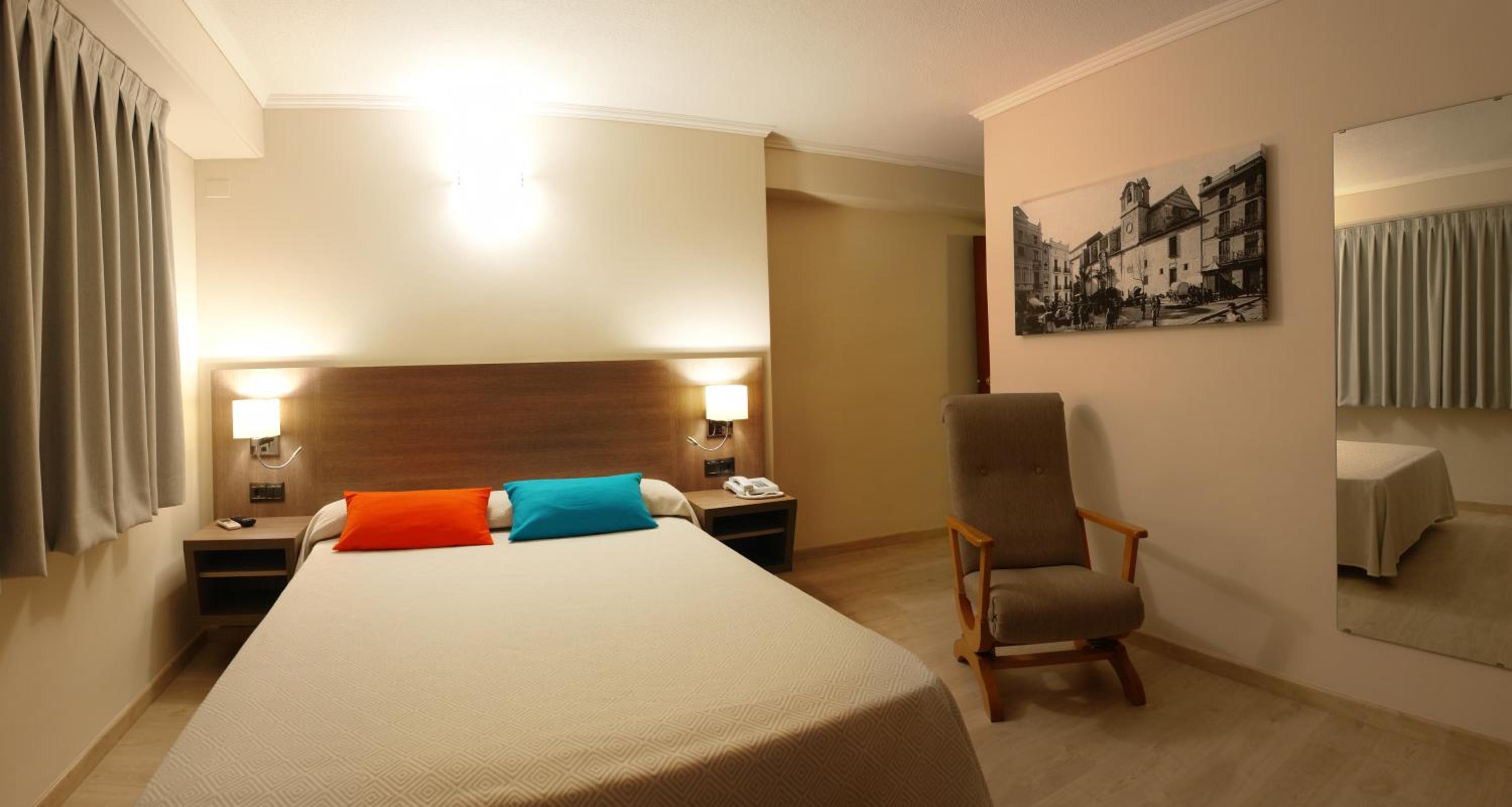 Hotel Avenida Plaza 11/41