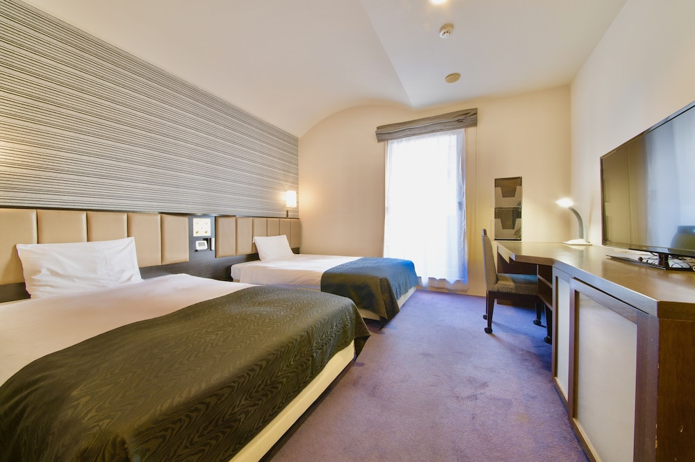 ECONOMY, TWIN BEDS