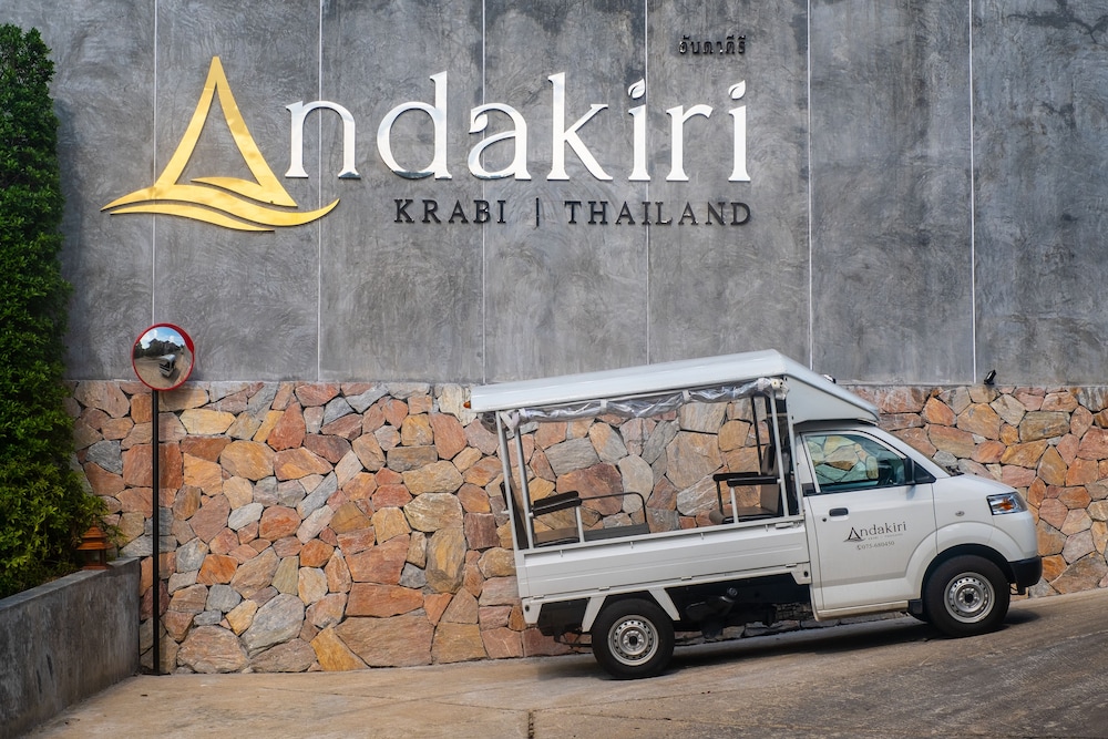 Andakiri Pool Villa 53/57