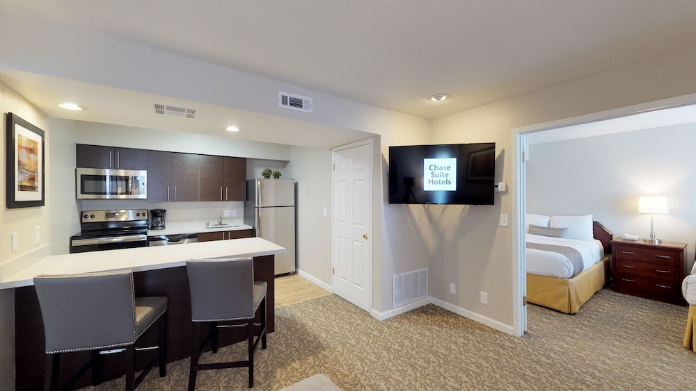 Chase Suite Hotel Newark 33/52