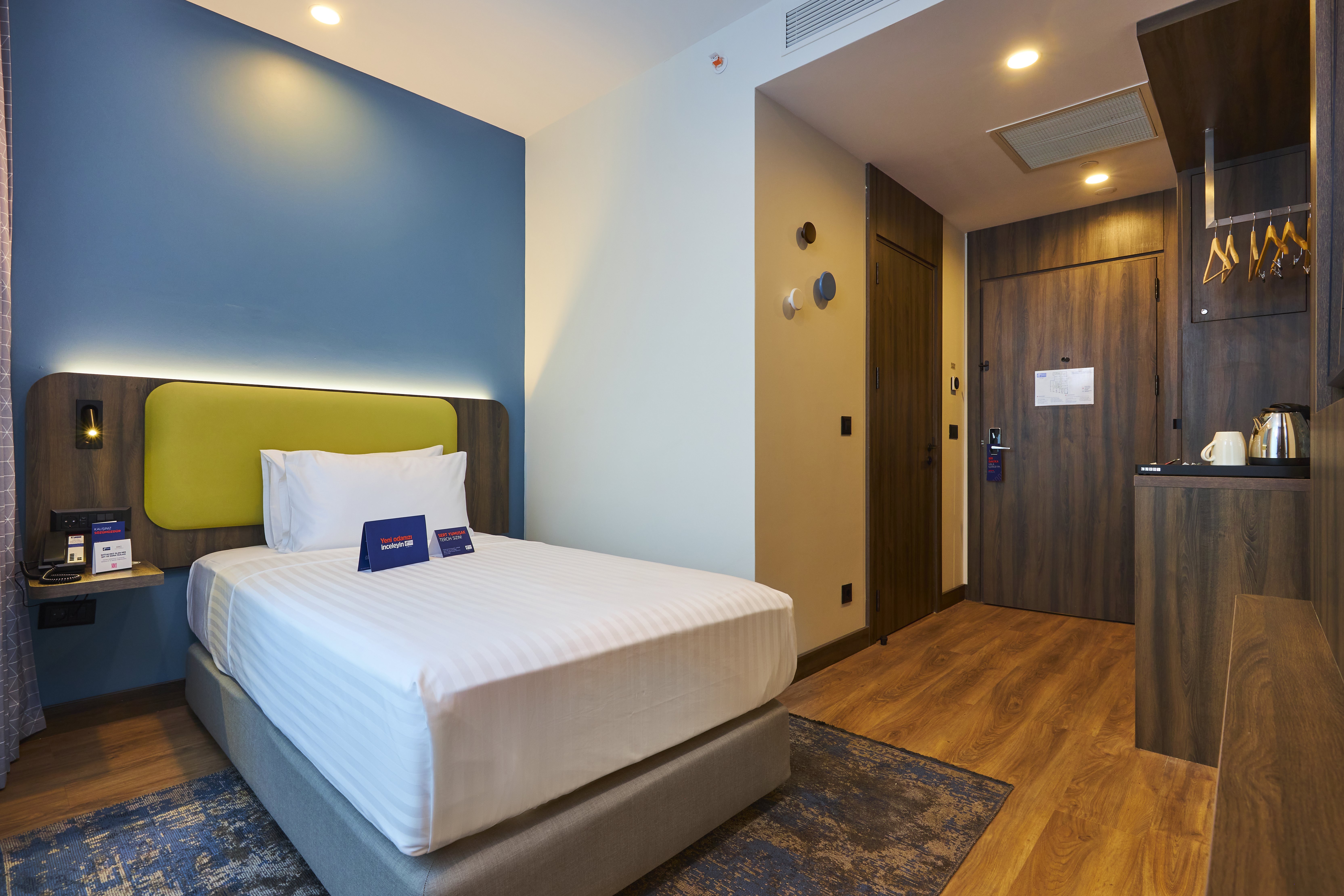 Holiday Inn Express Istanbul - Airport Arnavutkoy 13/50