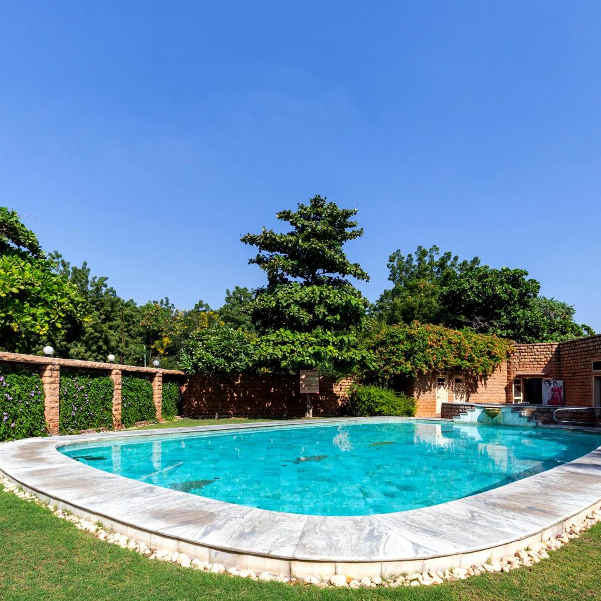 KARNI BHAWAN 48/54