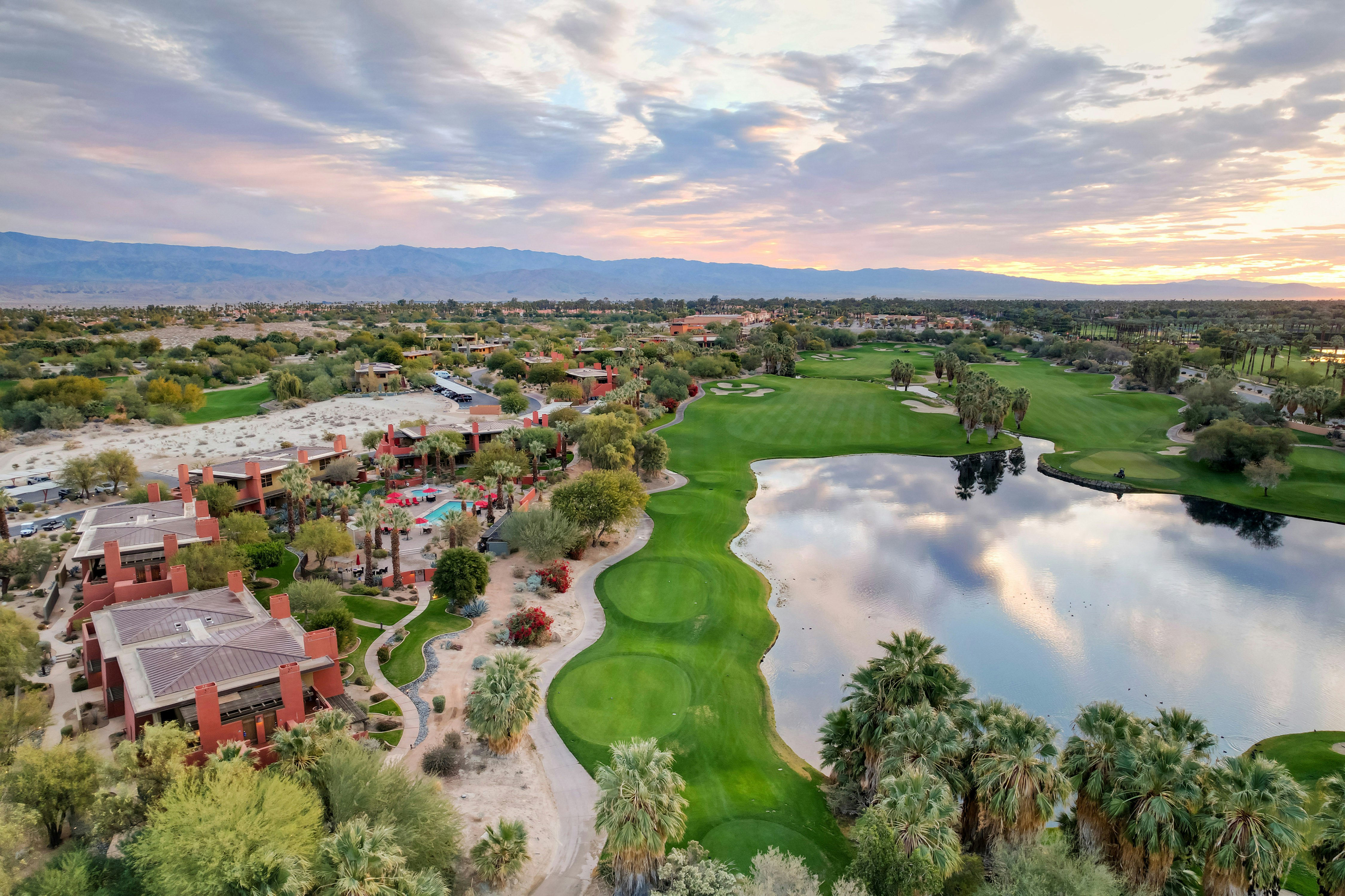 Hilton Grand Vacations Club Palm Desert 17/22