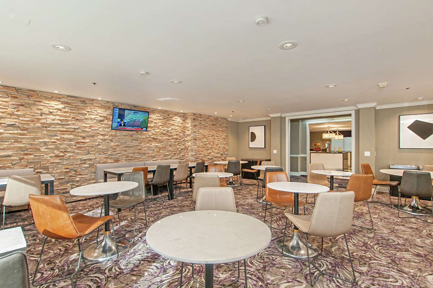restaurant cafeteria