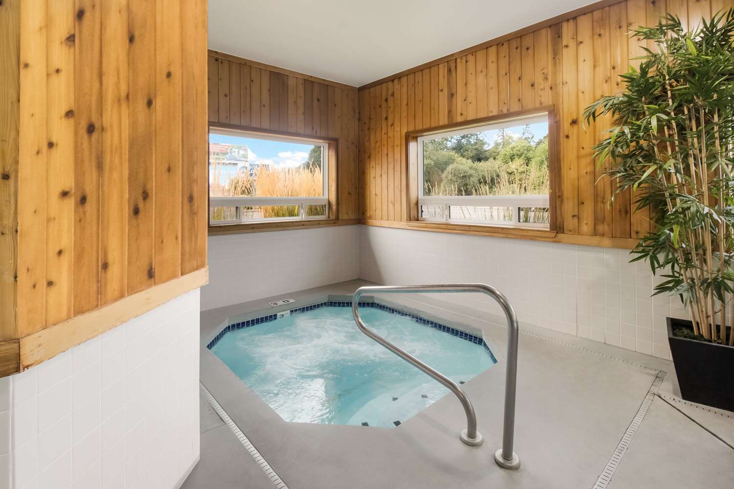 Best Western Mcminnville Inn 23/39