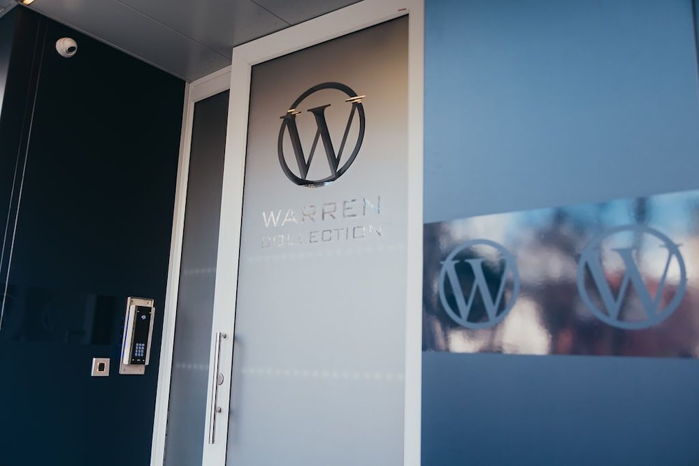 Quarter by the Warren Collection 15/41