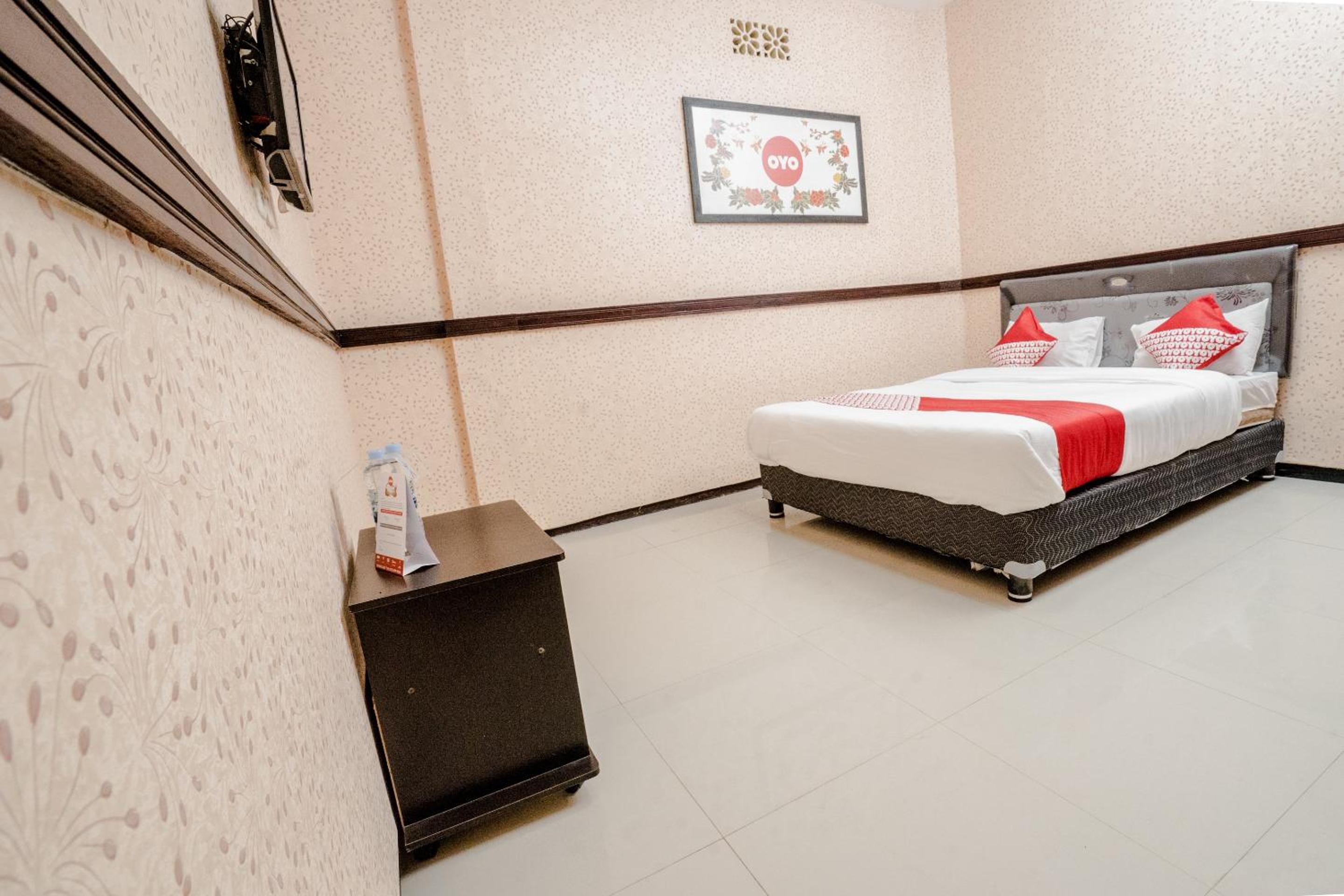 Hotel O Central Batu Near Jatim Park 3 Formerly Bunga Matahari Hotel 16/50