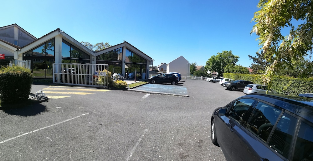 Ibis Cergy Pontoise Le Port 4/67