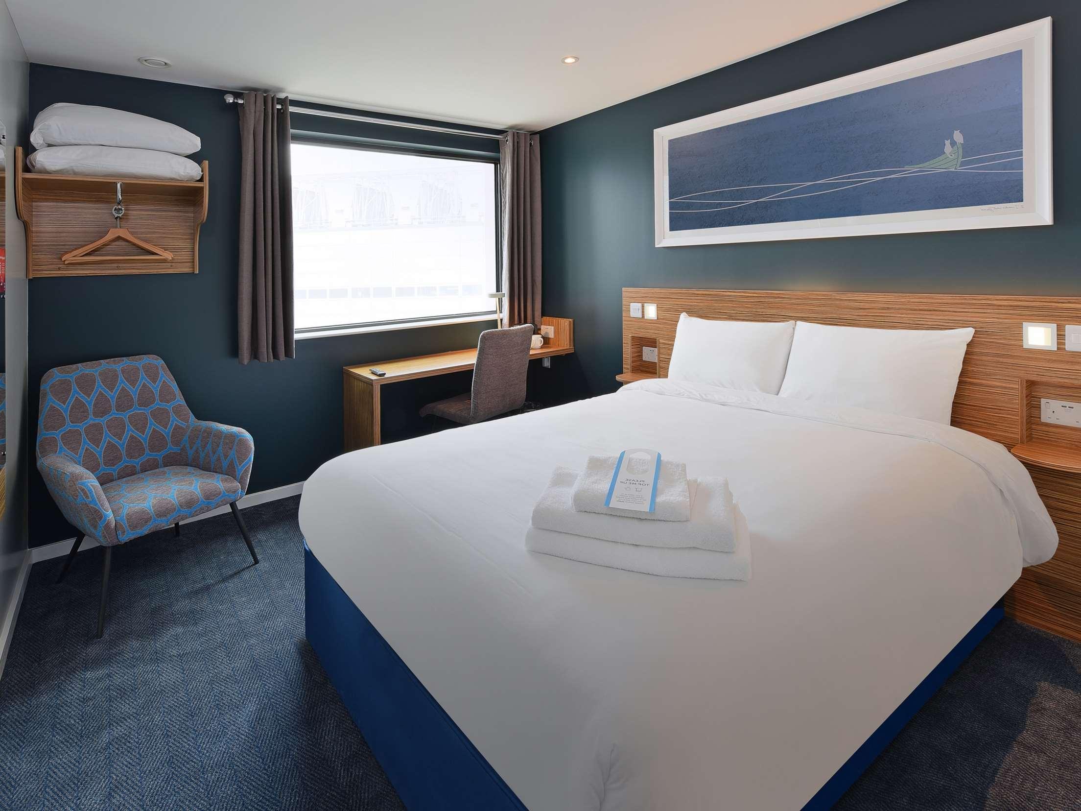 Travelodge London Docklands Central 13/27