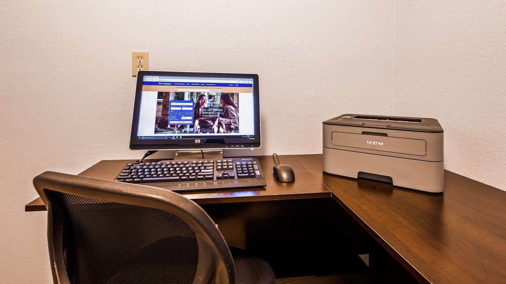 Best Western Executive Inn Jacksonville TX 22/23