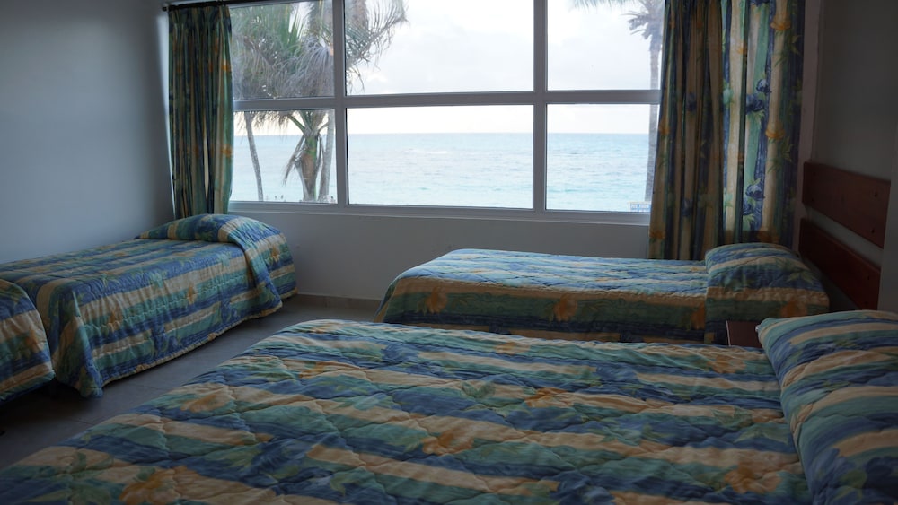 Hotel Portobelo Beach 24/61