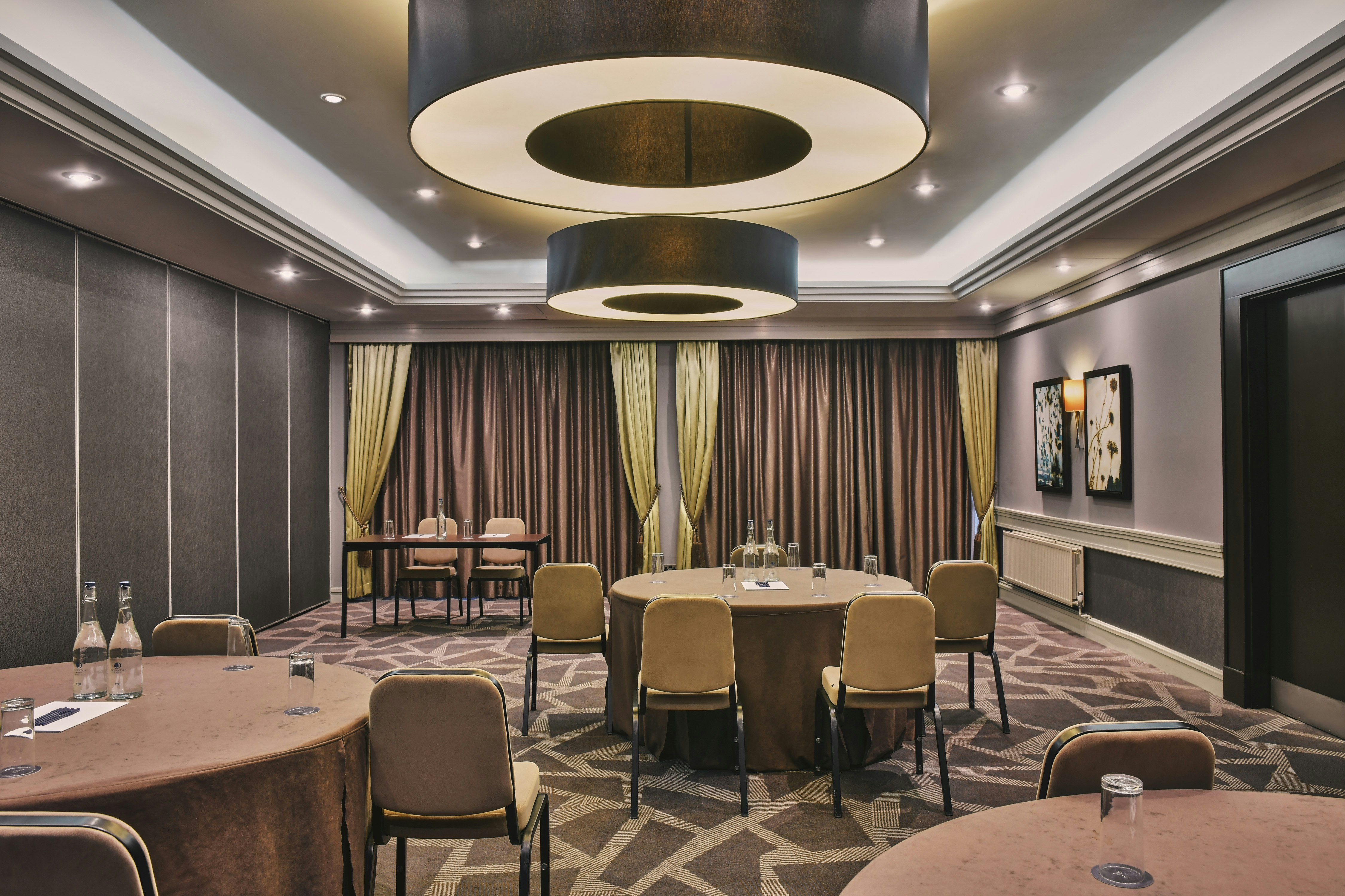 Doubletree By Hilton London Ealing Hotel 54/56