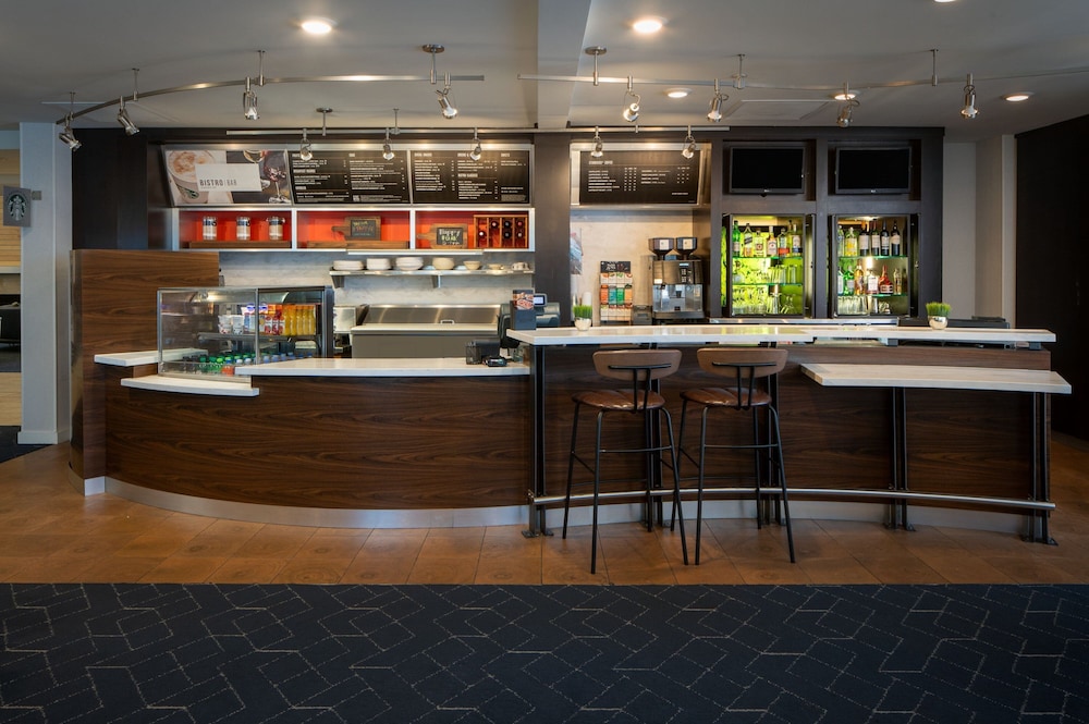 Courtyard By Marriott Decatur 31/50