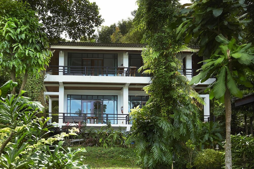 Resolution Resort 7/71
