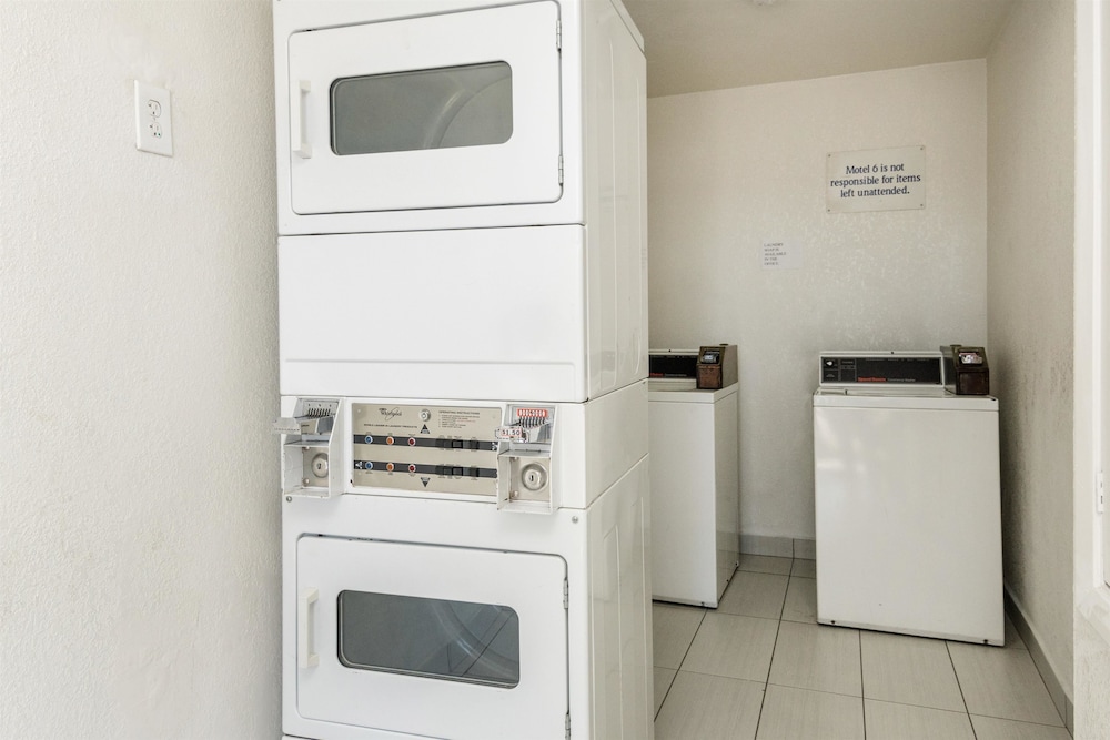 Motel6 Fort Worth, TX - North photo2
