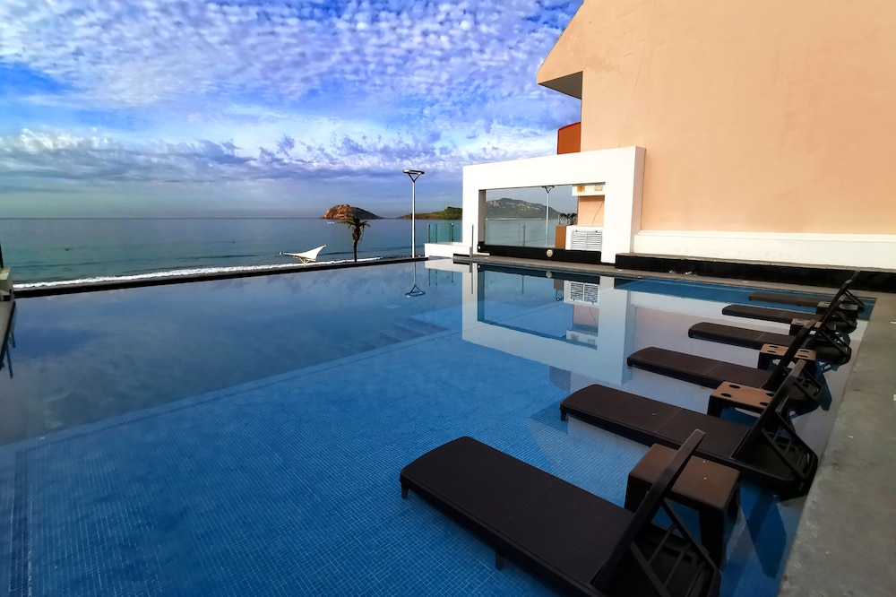Coral Island Hotel and Spa 60/70