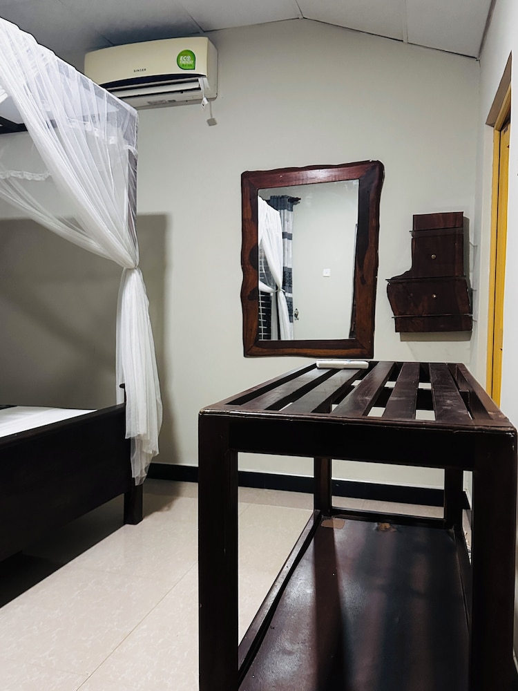 Sigiriya Rock Gate Resort 41/50