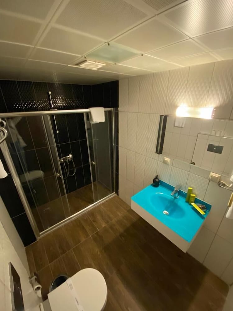 Yucel Hotel 31/50