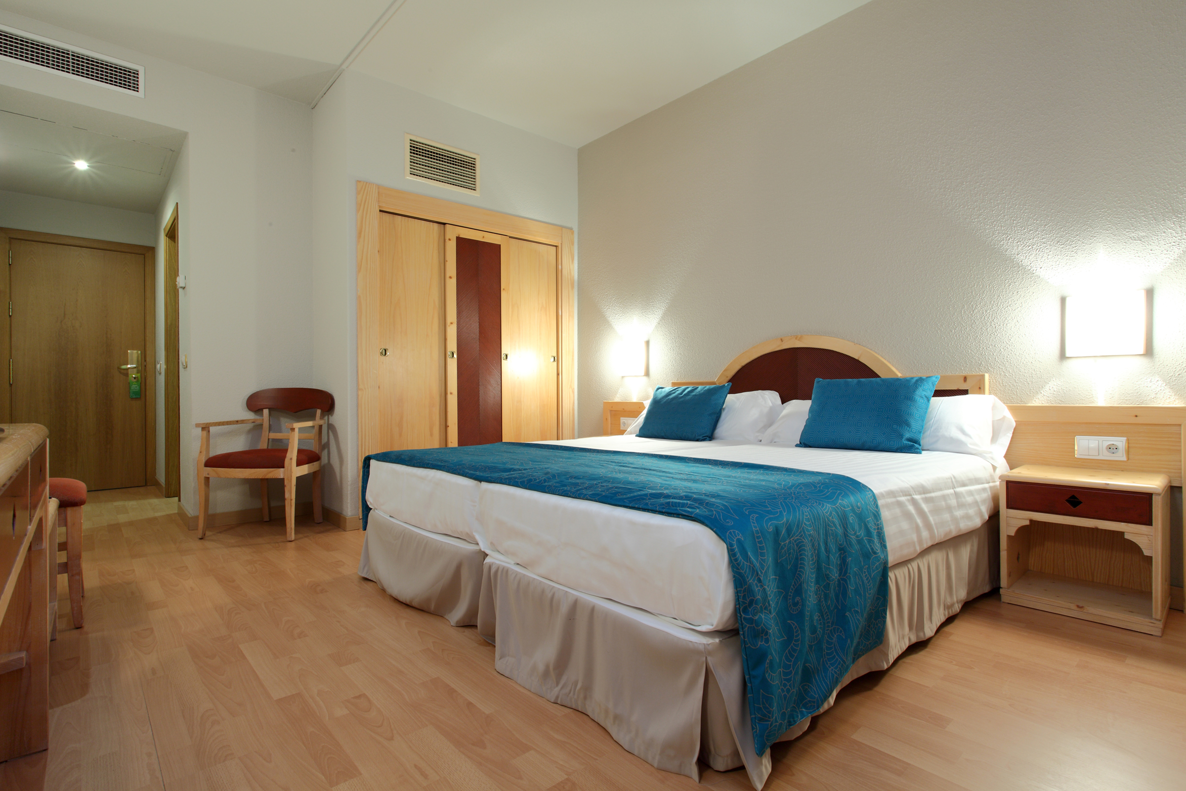 Hotel 07 Tenerife 7/24