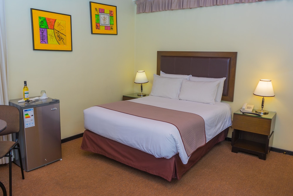 HOTEL CALACOTO 6/47