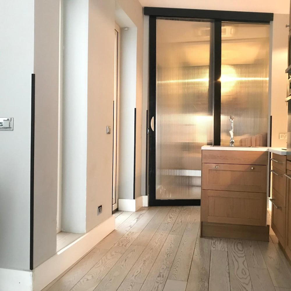 AB Design Suites 21/50