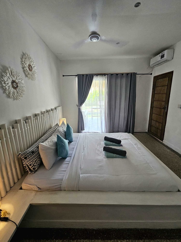 Tiki Lodge Lombok 12/50