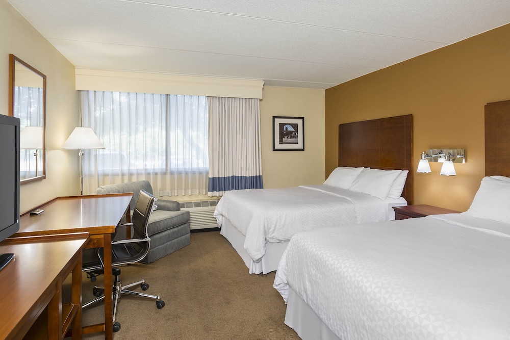 Four Points By Sheraton Chicago O Apos Hare Airport 7/40