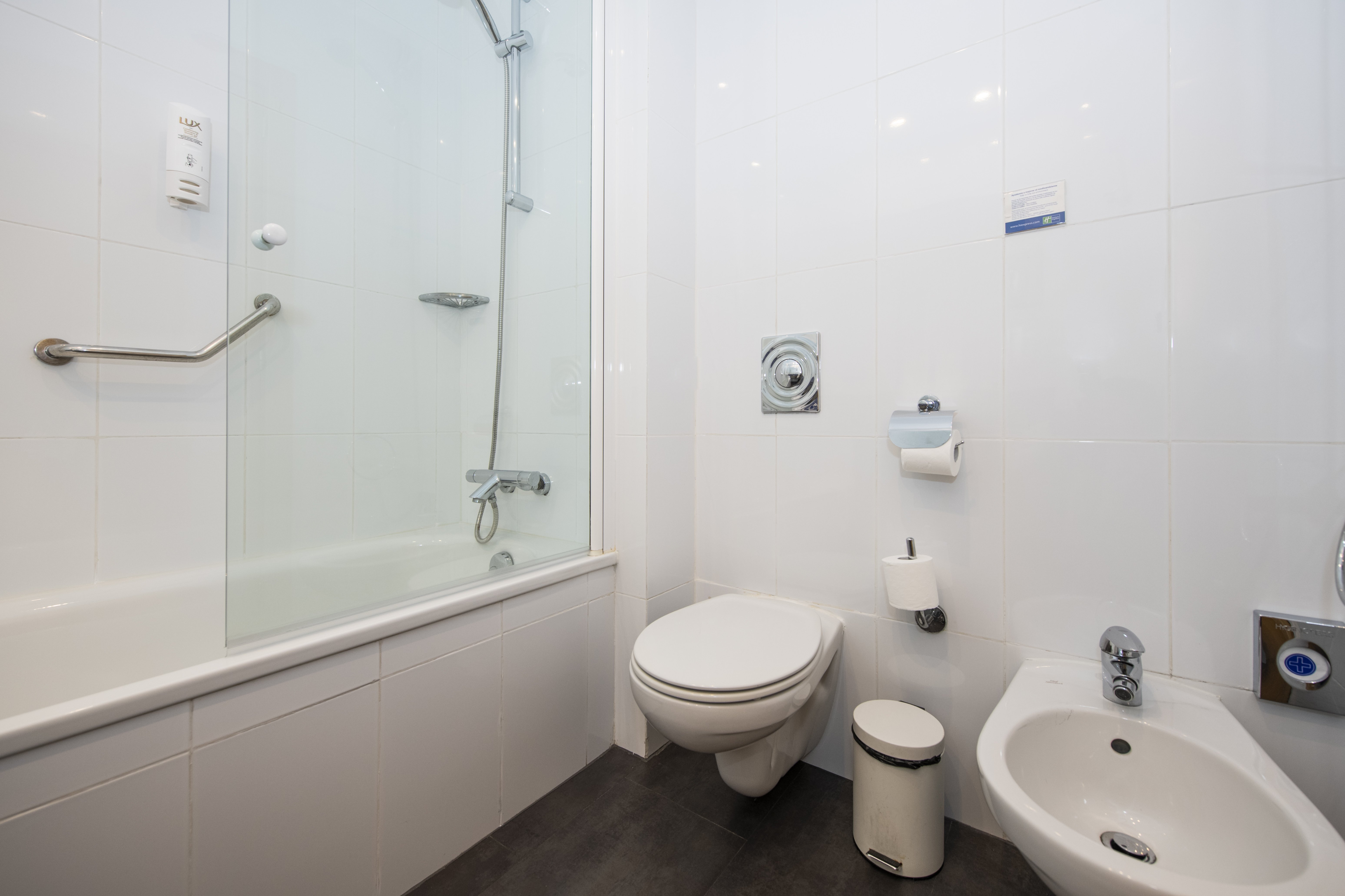 غرفة بسريرين منفصلين للمدخنين، Holiday Inn Express Barcelona Montmelo 4/5
