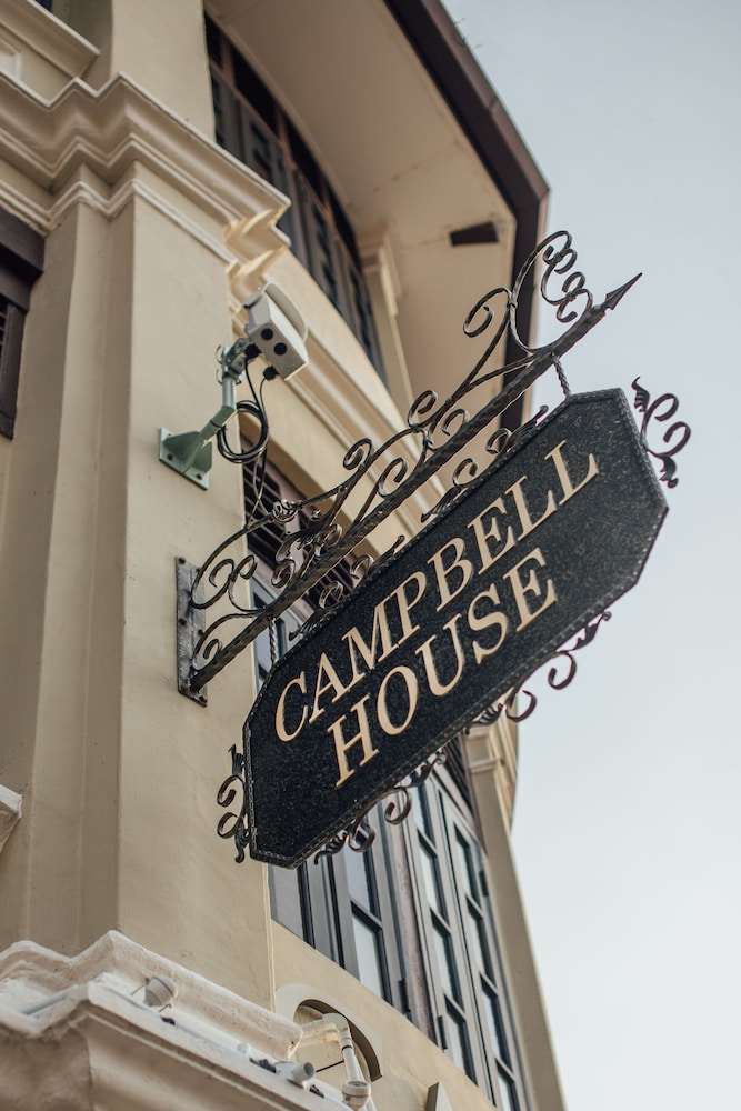 Campbell House 2/74