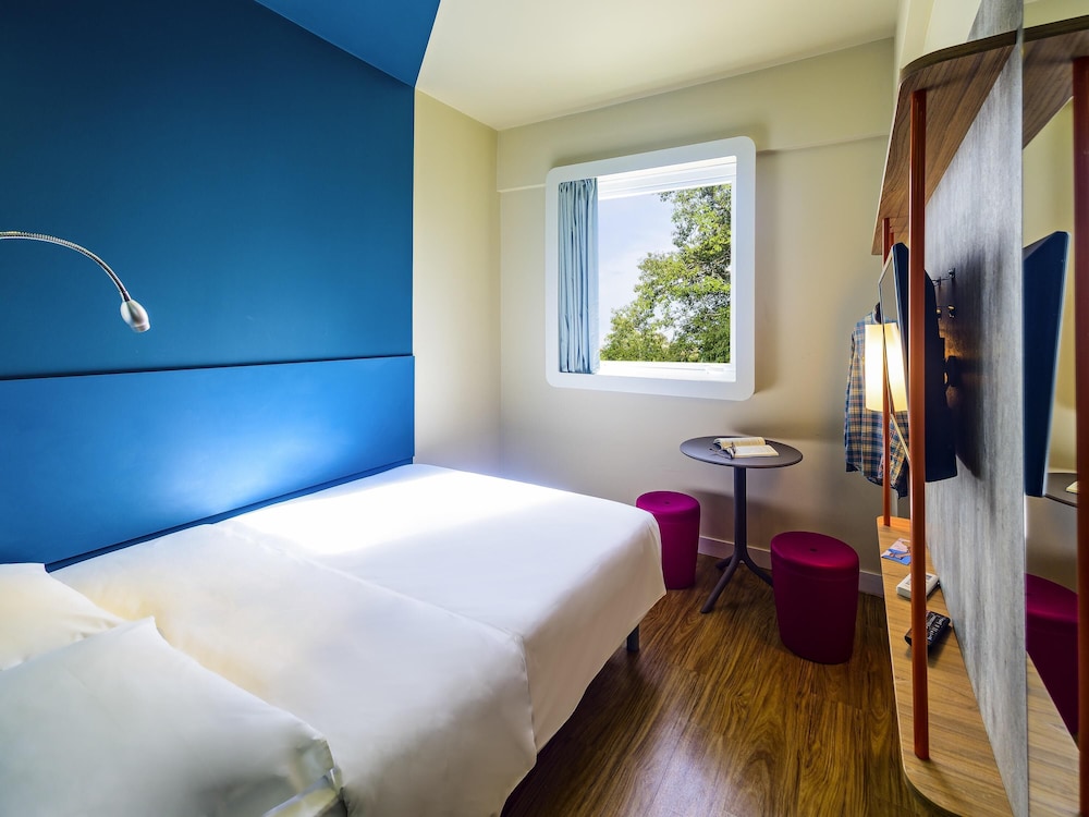 SUPERIOR, DOUBLE BED
