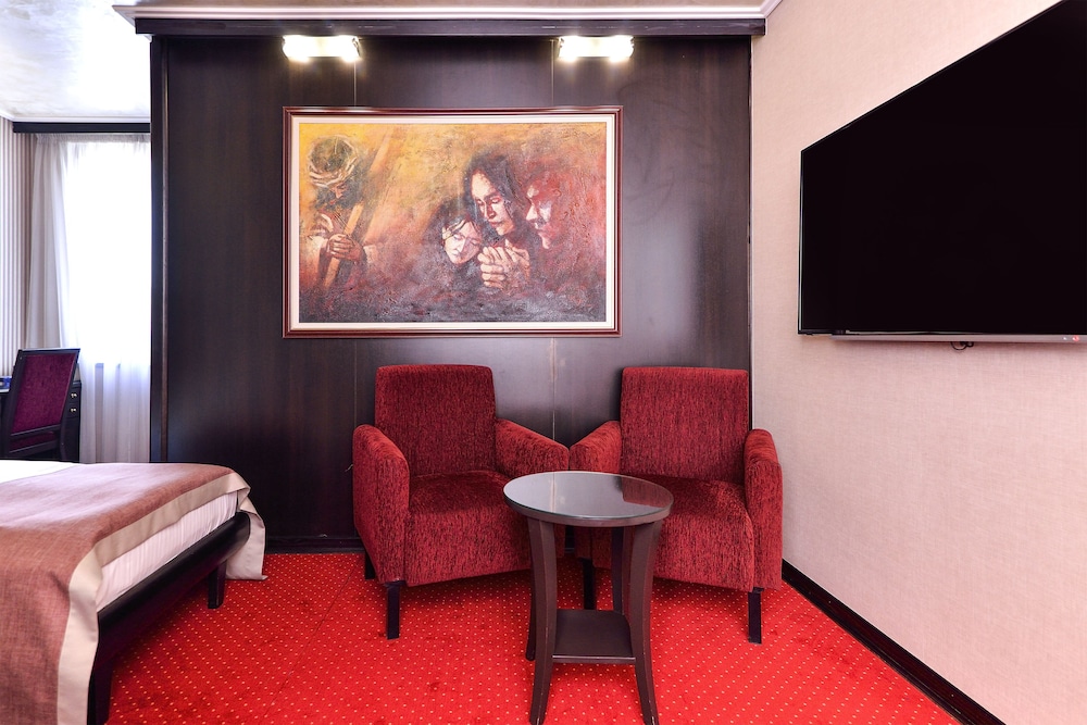 Prezident Hotel 50/75