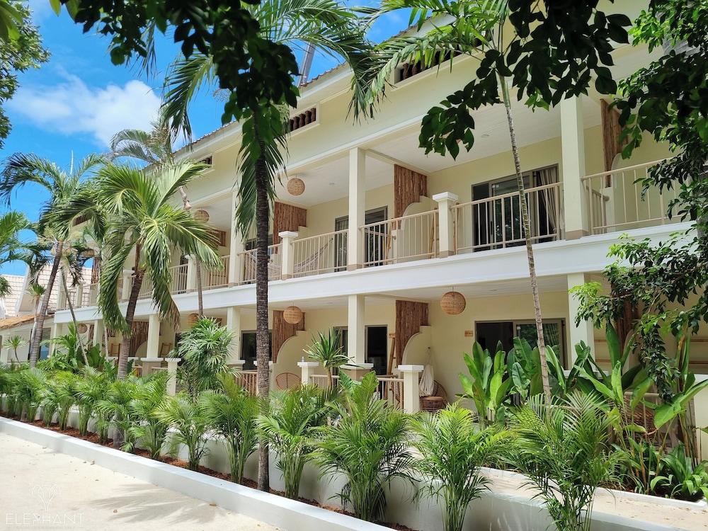 Elephant Beach Club & Resort Samui 1/50