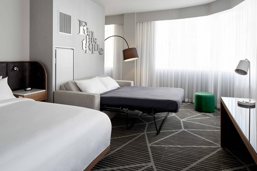 Renaissance Montreal Downtown Hotel 19/58