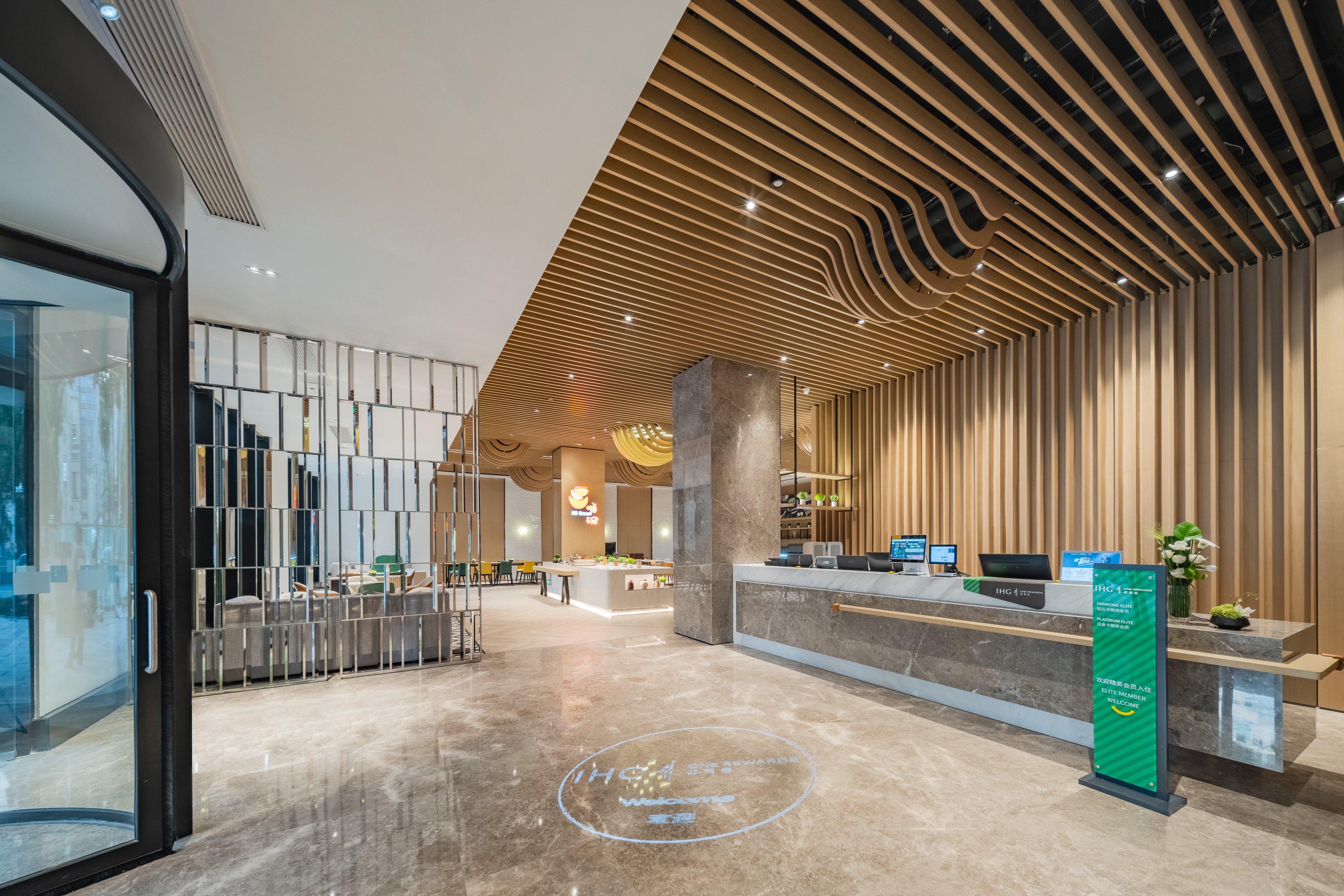 Holiday Inn Hotel And Suites Suzhou Yangcheng Lake 7/30