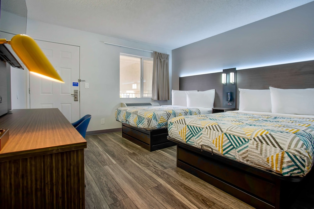 Motel6 Richland, WA - Kennewick 33/54