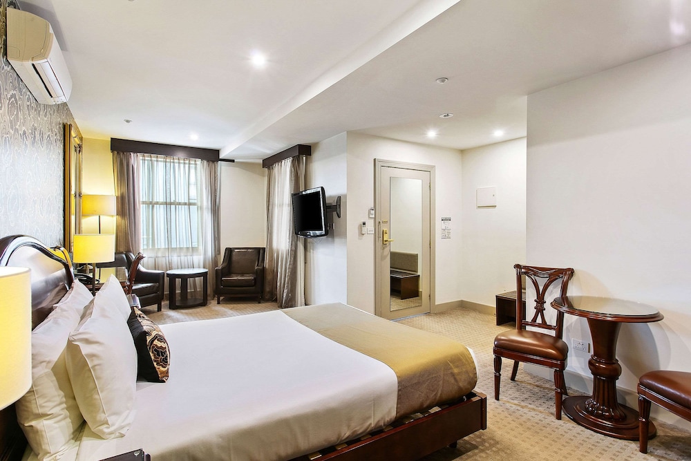 Quality Inn Heritage On Lydiard 8/52