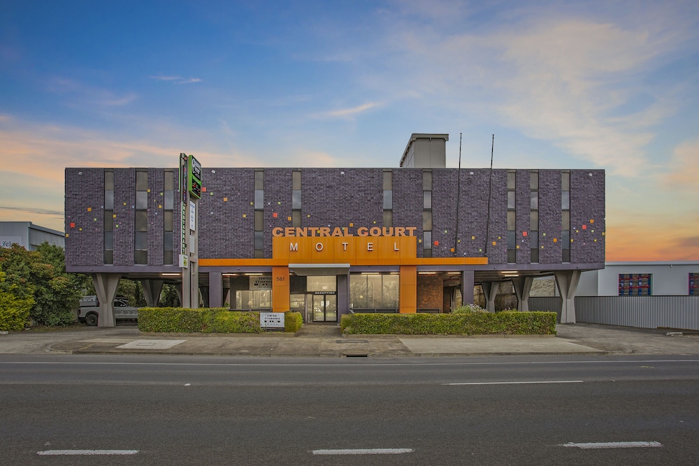Central Court Motel 1/35