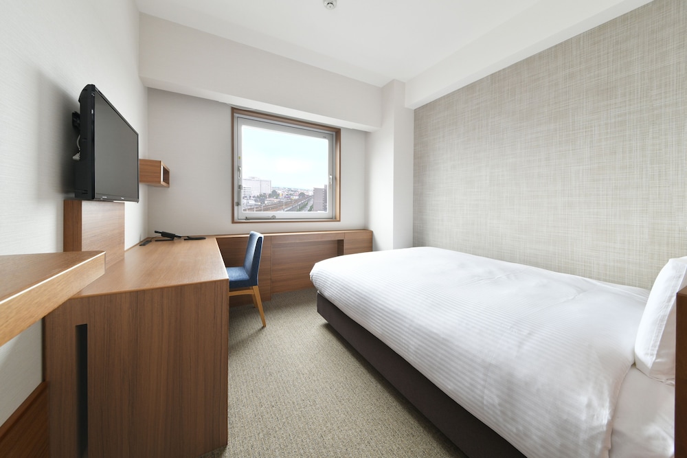 SEMI ROOM, STANDARD, SEMI DOUBLE BED