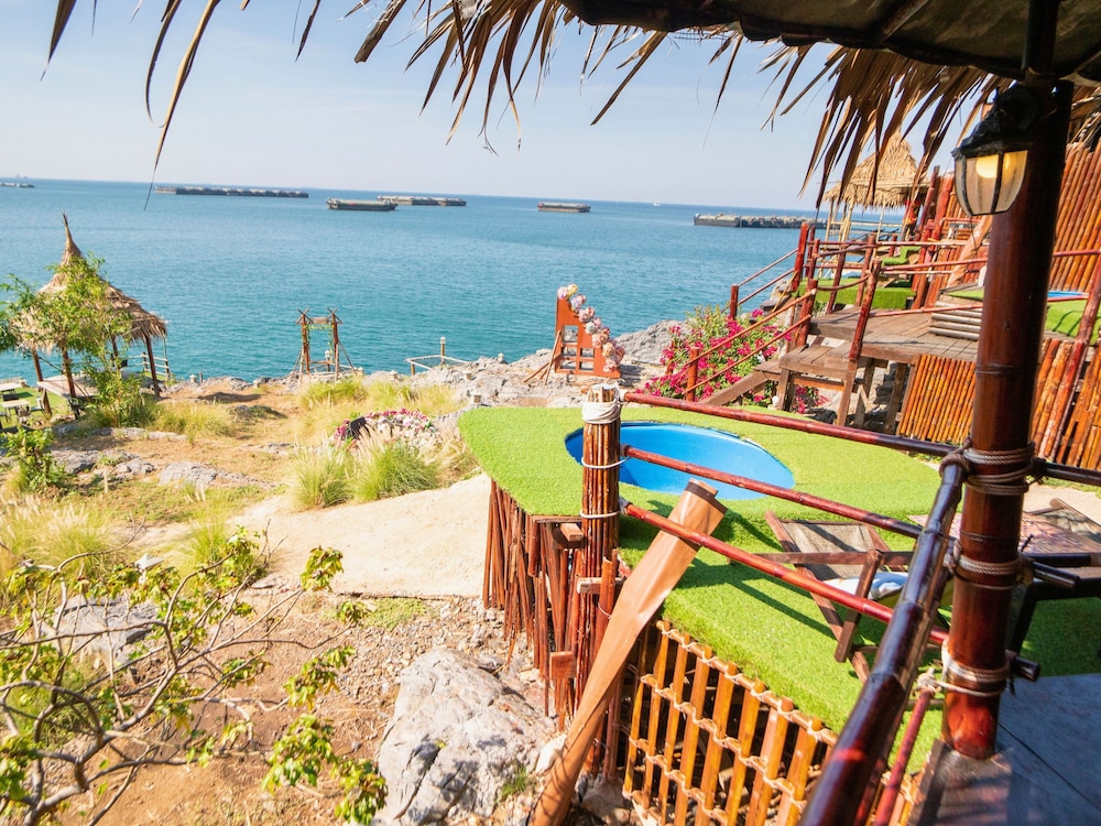 Paree Hut Resort Koh Sichang 29/43