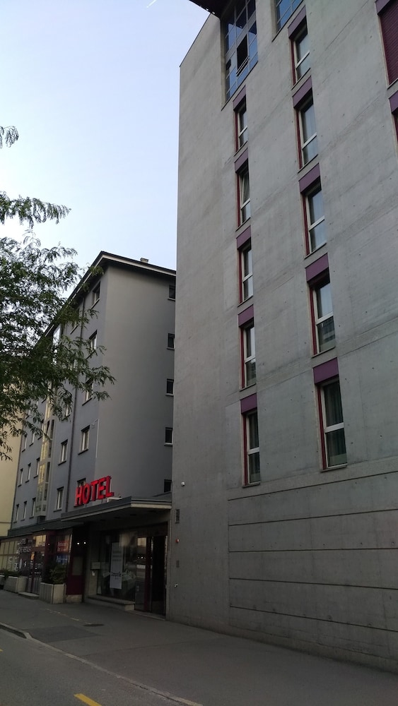 Campanile Martigny 61/67